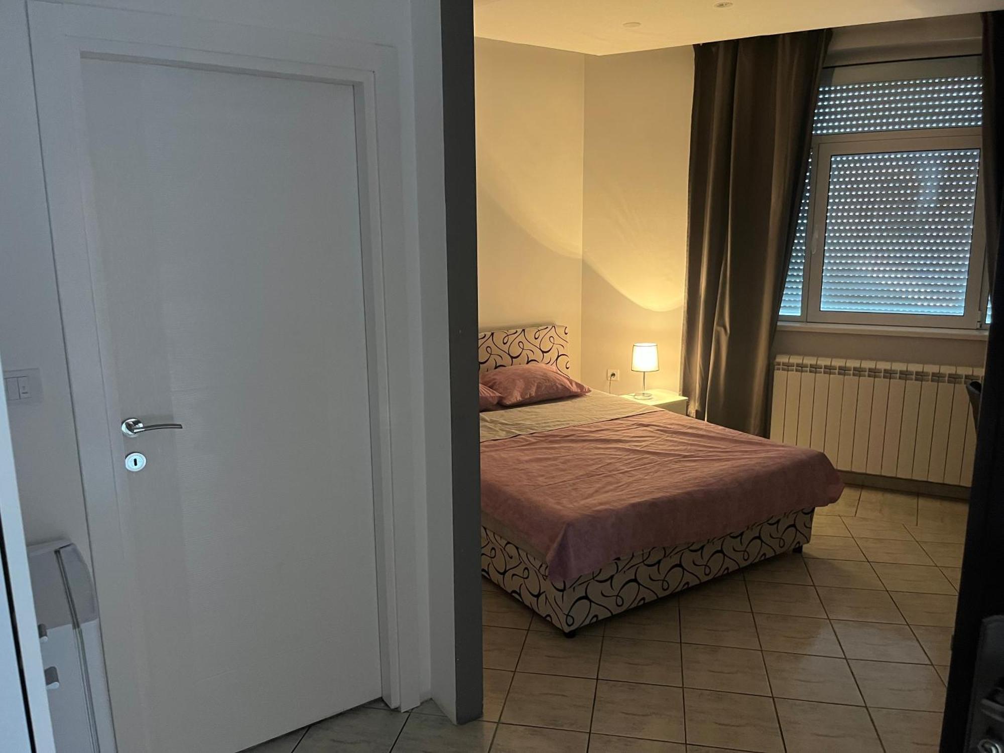 Magic M Apartment Mali Mokri Lug Eksteriør bilde